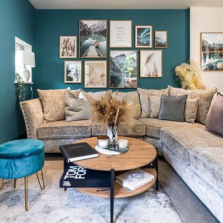 Spring Mount Huge Luxury Full Apartment- Harrogate Centre-Two Extremely Comfy Kingsize Bedrooms-Fully Equipped Modern Kitchen-Cosy Living Room With Huge Tv Extérieur photo