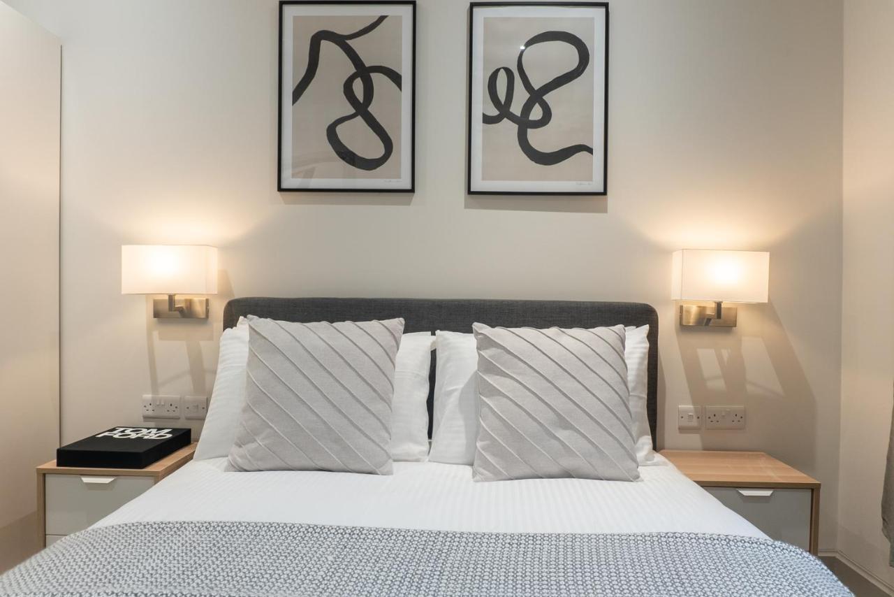 Spring Mount Huge Luxury Full Apartment- Harrogate Centre-Two Extremely Comfy Kingsize Bedrooms-Fully Equipped Modern Kitchen-Cosy Living Room With Huge Tv Extérieur photo