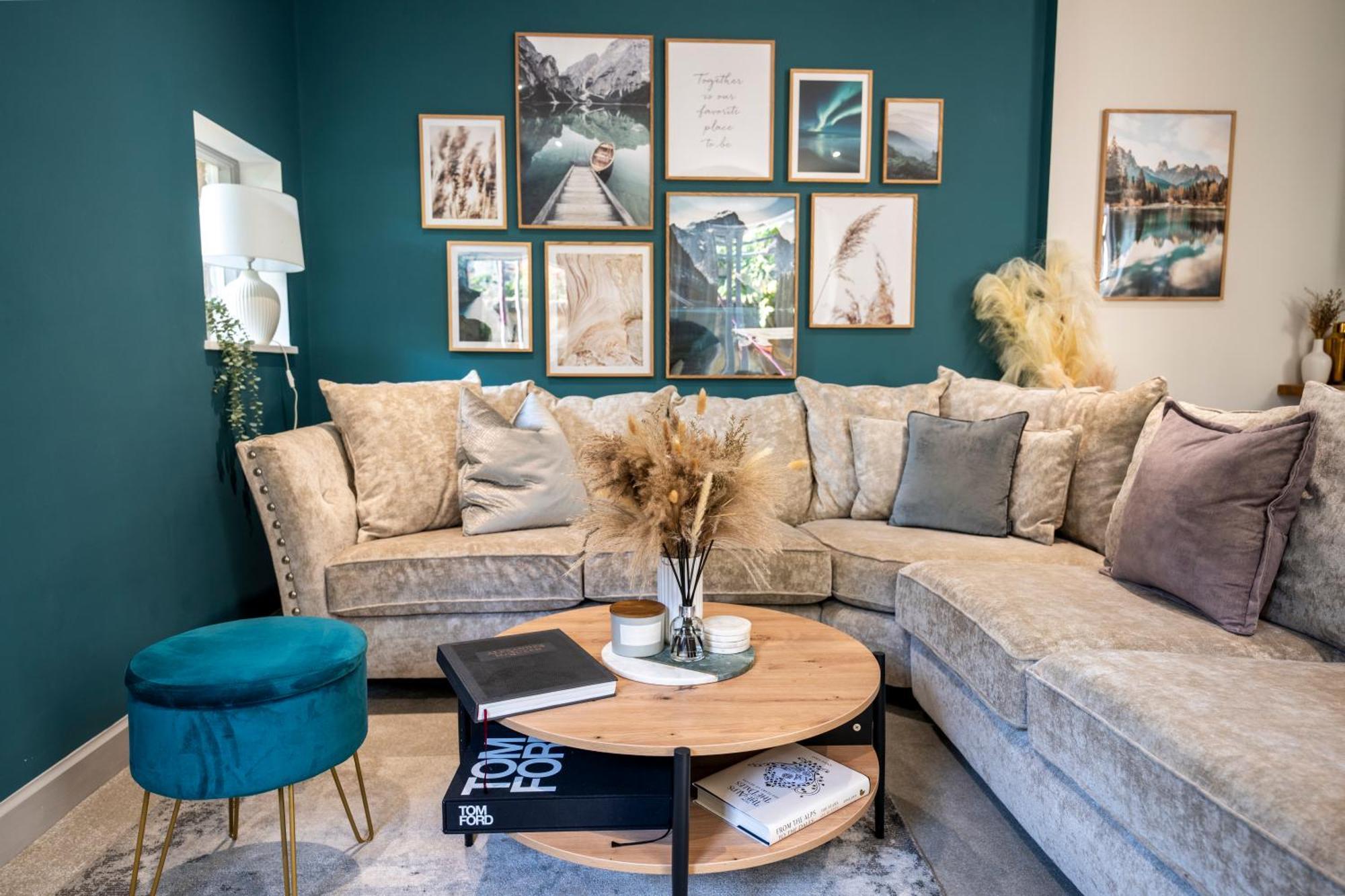 Spring Mount Huge Luxury Full Apartment- Harrogate Centre-Two Extremely Comfy Kingsize Bedrooms-Fully Equipped Modern Kitchen-Cosy Living Room With Huge Tv Extérieur photo